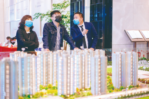     LPR再度下調(diào)，房貸成本降低，有望促進(jìn)住房需求釋放。惠州日報(bào)記者周楠  攝