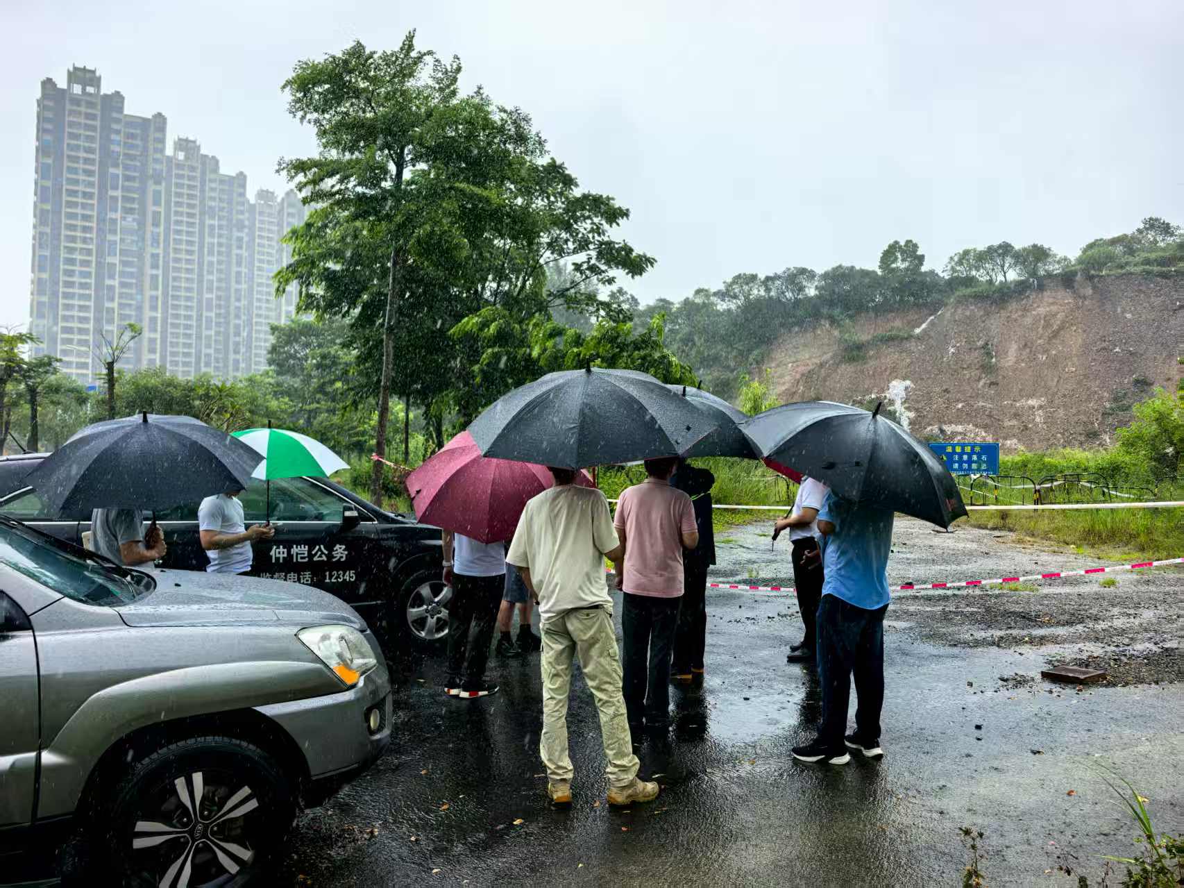 仲愷.jpg