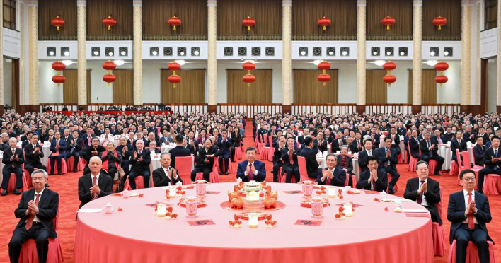 中共中央國(guó)務(wù)院舉行春節(jié)團(tuán)拜會(huì)